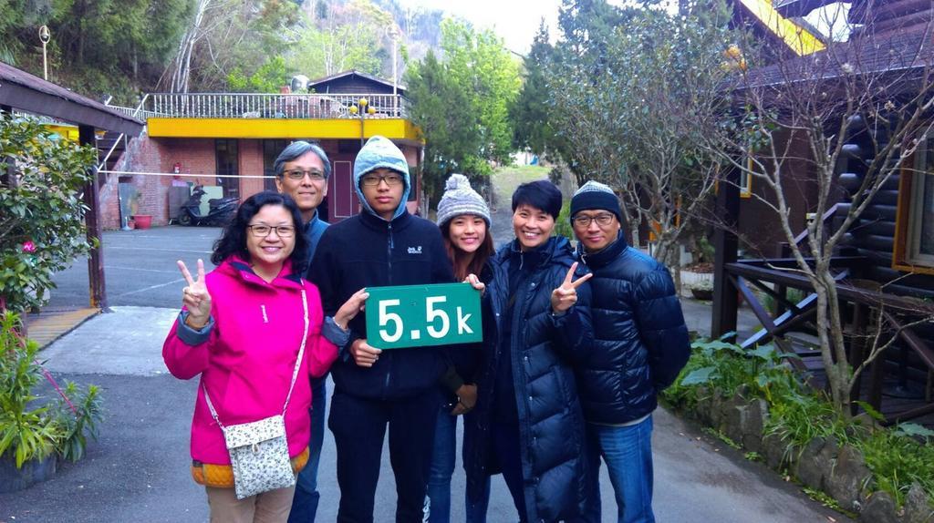 La La Shan 5.5Knong Zhuang Hualing Esterno foto
